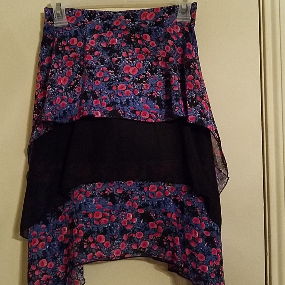 Girls Flowered skirt